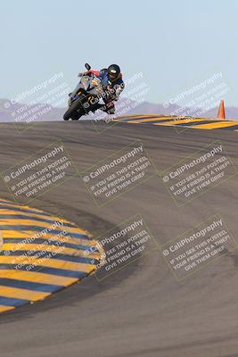 media/Dec-18-2022-SoCal Trackdays (Sun) [[8099a50955]]/Turns 9 and 10 Set 2 (1055am)/